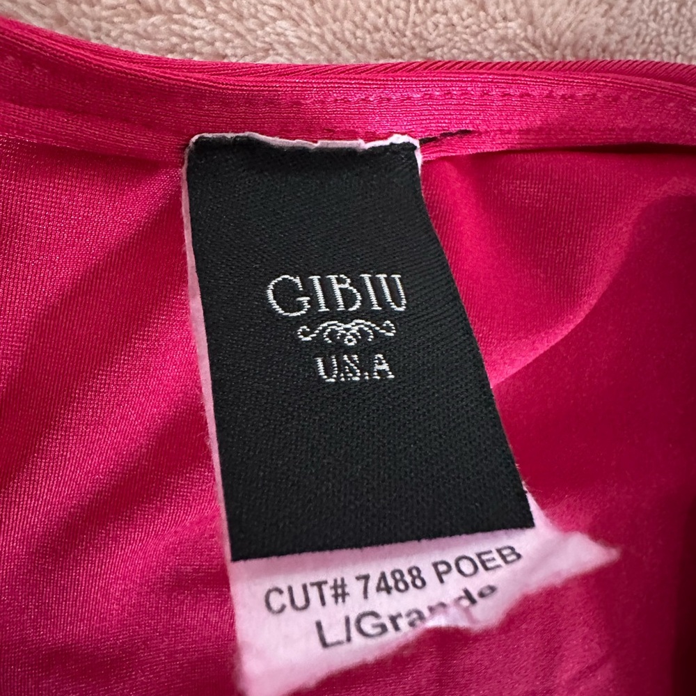 Chic Pink Jumpsuit with Cap Sleeves and Wide-Leg Pants - Picture 6 of 9